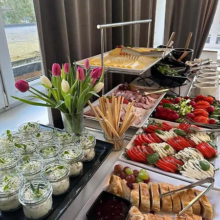 מלון דירות Fregata 3*