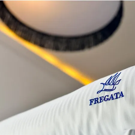 Fregata 3*