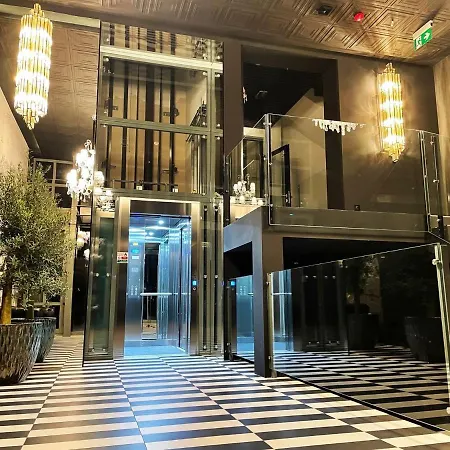 Fregata Aparthotel *