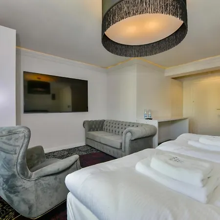 Fregata Aparthotel *
