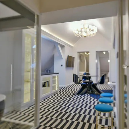 Apartahotel Fregata *