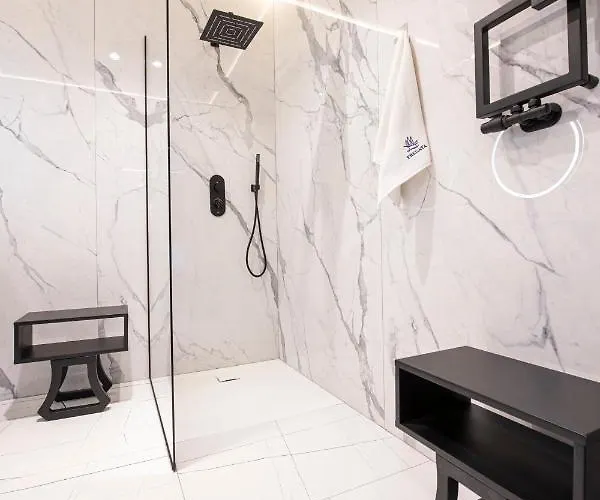 Ξενοδοχείο με διαμερίσματα Fregata 3*